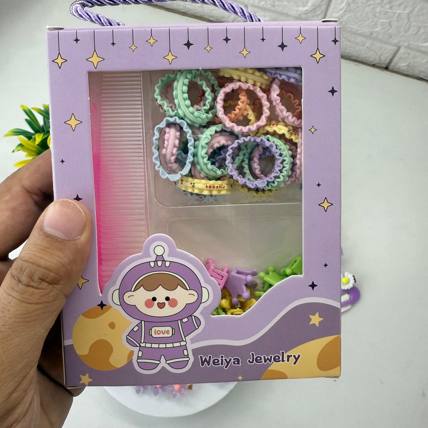 Cute Hamper with Bag
