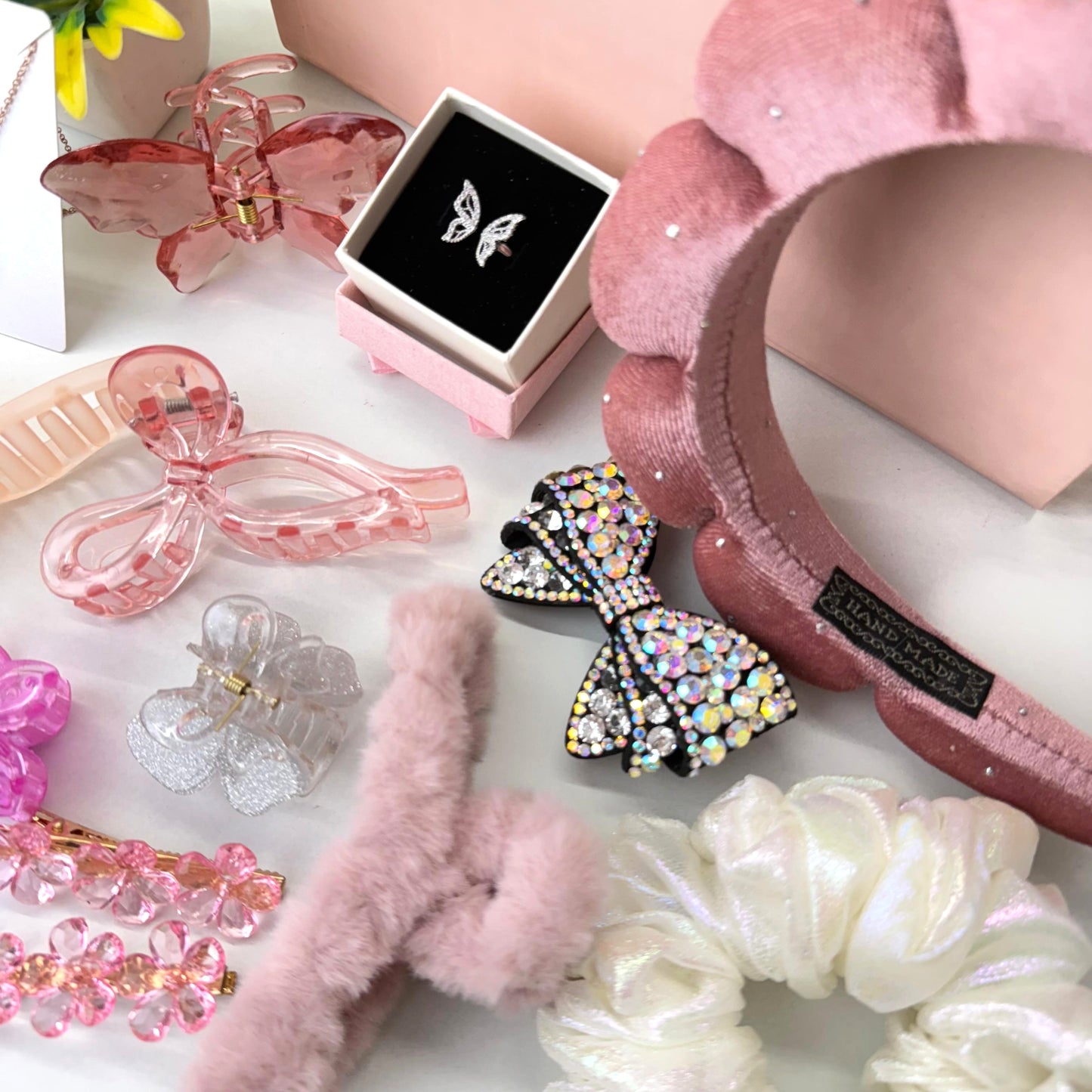 Premium Pink Hamper ( with box )