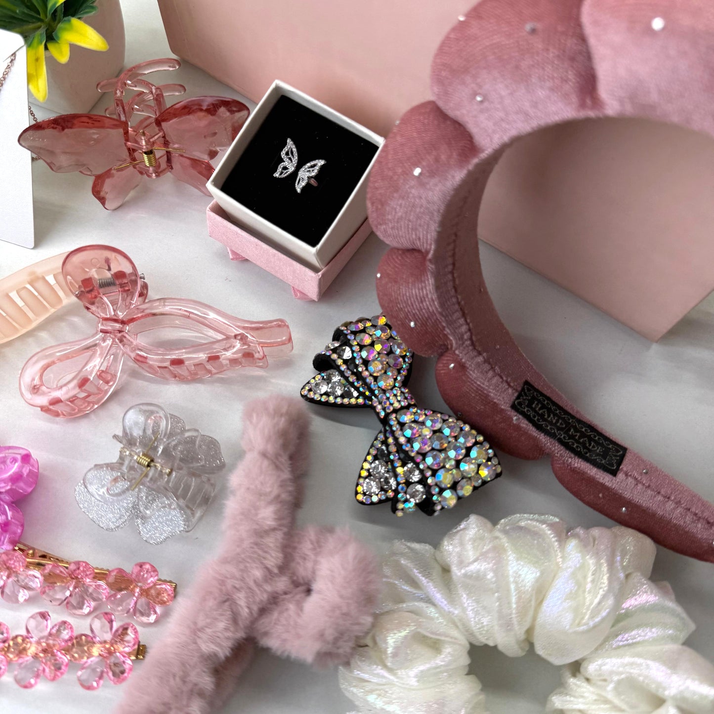 Premium Pink Hamper ( with box )