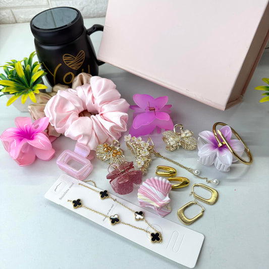 Premium Cute Hamper ( with box )