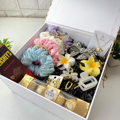 Premium Luxe Hamper ( with box )