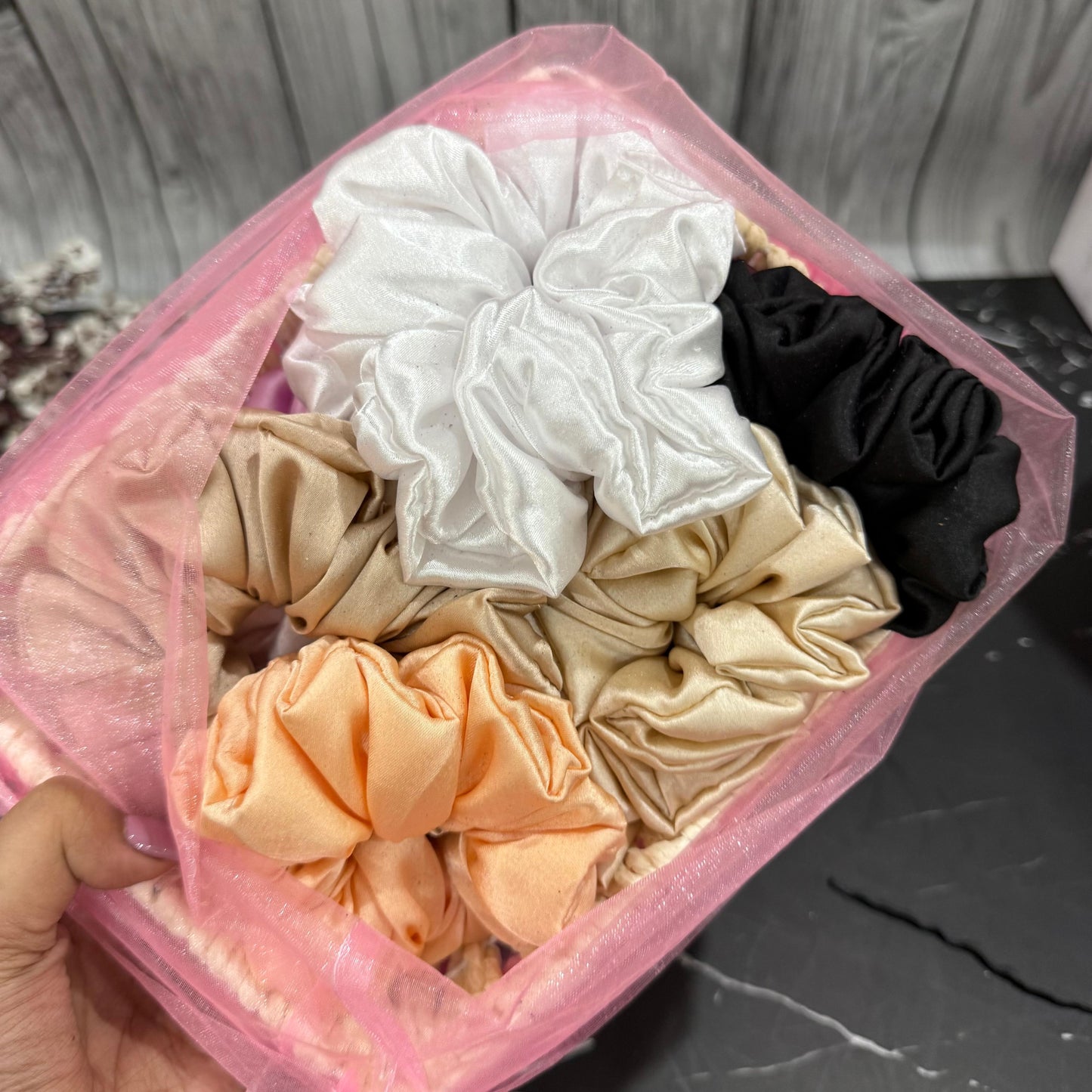 Scrunchie Basket ( Pack of 9 )