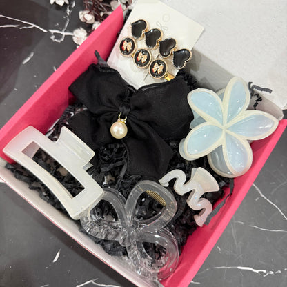 Cute BW Hamper