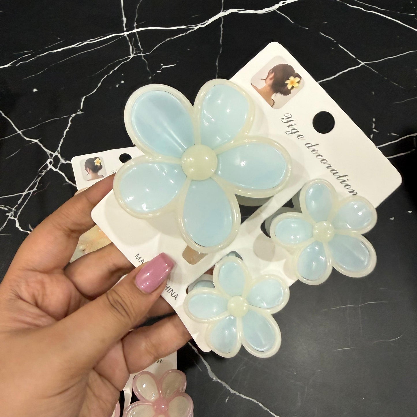 Giant Pastel Hairclaw - Set of 3