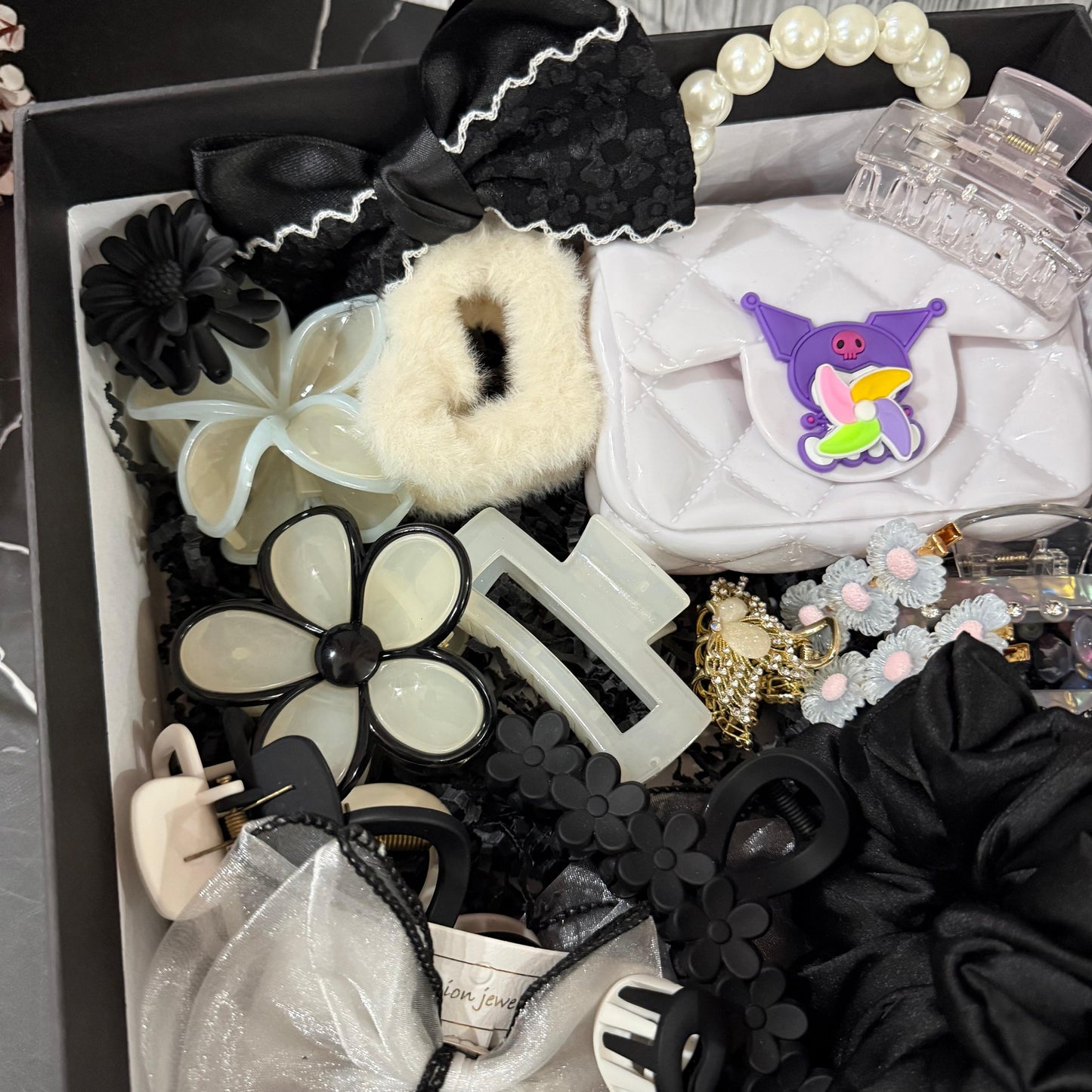 Premium Cute Hamper ( with box )