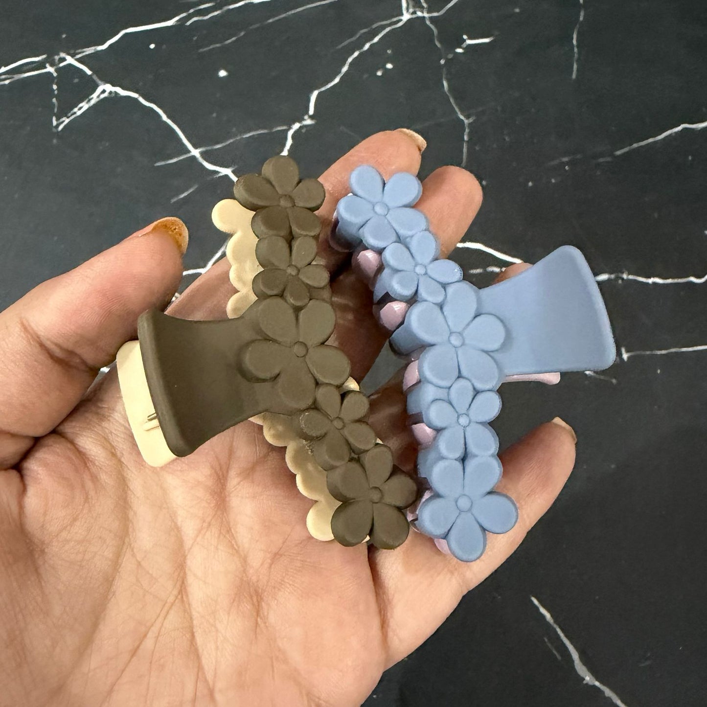 Medium - Dual tone Matte