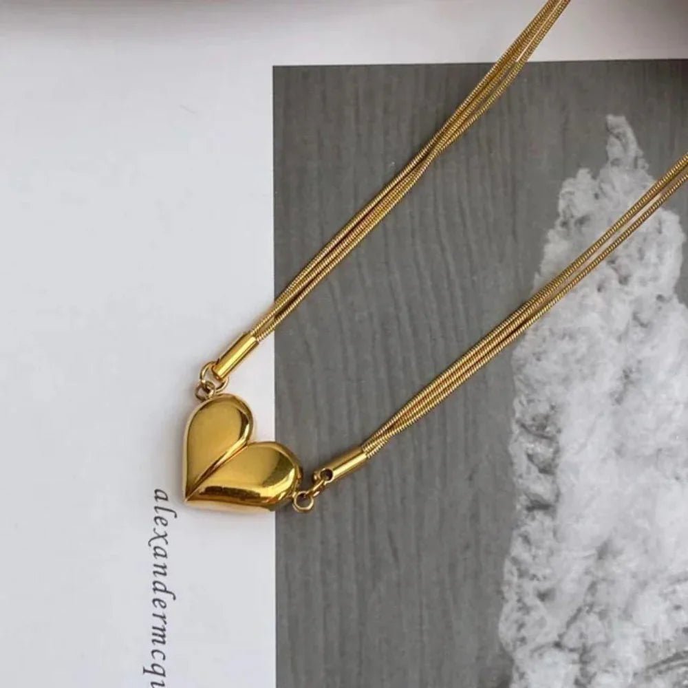 Anti-Tarnish Love Magnet Heart Neckpiece